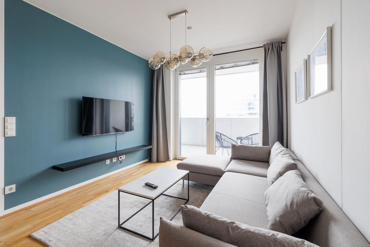 Lovely Apartment In Marina Tower - 10Min To City Center เวียนนา ภายนอก รูปภาพ